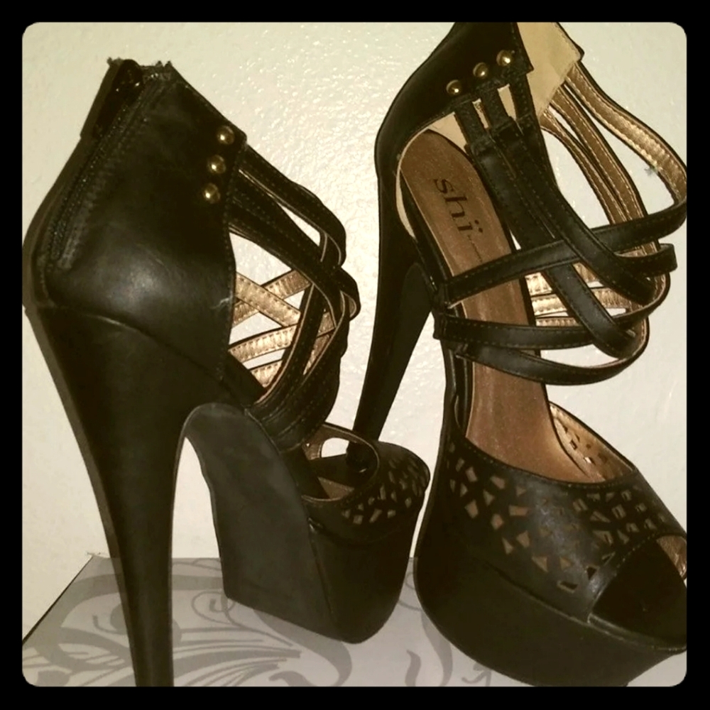 Shi By Journeys Heels